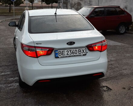 Білий Кіа Ріо, об'ємом двигуна 1.4 л та пробігом 99 тис. км за 9700 $, фото 1 на Automoto.ua
