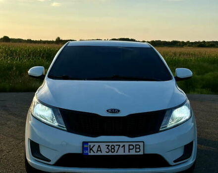 Білий Кіа Ріо, об'ємом двигуна 1.4 л та пробігом 142 тис. км за 6200 $, фото 22 на Automoto.ua