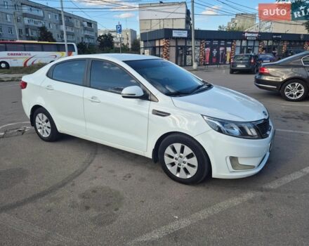 Білий Кіа Ріо, об'ємом двигуна 1.6 л та пробігом 196 тис. км за 7950 $, фото 1 на Automoto.ua