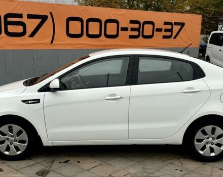 Білий Кіа Ріо, об'ємом двигуна 1.6 л та пробігом 123 тис. км за 8508 $, фото 5 на Automoto.ua