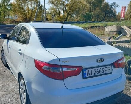 Белый Киа Рио, объемом двигателя 1.4 л и пробегом 277 тыс. км за 6020 $, фото 3 на Automoto.ua