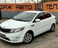 Білий Кіа Ріо, об'ємом двигуна 1.6 л та пробігом 123 тис. км за 8508 $, фото 4 на Automoto.ua