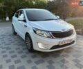 Белый Киа Рио, объемом двигателя 1.4 л и пробегом 173 тыс. км за 7000 $, фото 6 на Automoto.ua