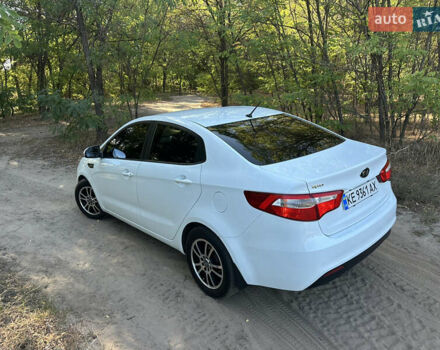 Белый Киа Рио, объемом двигателя 1.59 л и пробегом 109 тыс. км за 9500 $, фото 3 на Automoto.ua