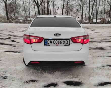 Белый Киа Рио, объемом двигателя 1.4 л и пробегом 98 тыс. км за 8600 $, фото 2 на Automoto.ua