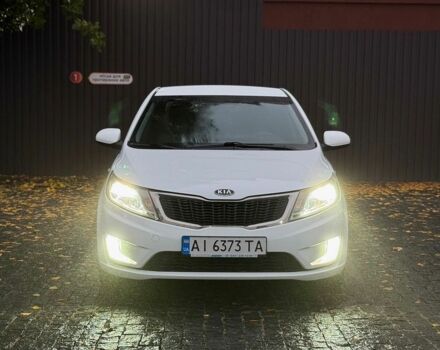 Белый Киа Рио, объемом двигателя 1.6 л и пробегом 160 тыс. км за 8250 $, фото 4 на Automoto.ua