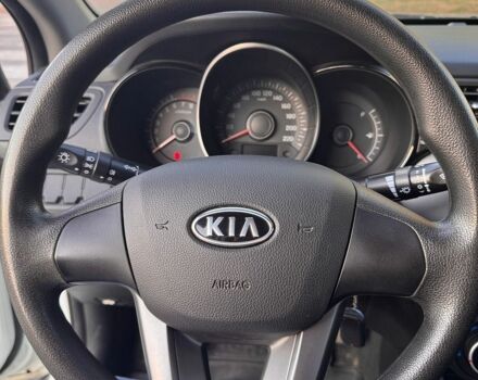 Белый Киа Рио, объемом двигателя 1.4 л и пробегом 81 тыс. км за 7499 $, фото 15 на Automoto.ua