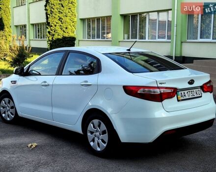 Белый Киа Рио, объемом двигателя 1.4 л и пробегом 143 тыс. км за 9350 $, фото 9 на Automoto.ua