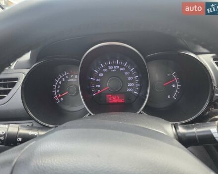 Белый Киа Рио, объемом двигателя 1.4 л и пробегом 288 тыс. км за 6500 $, фото 25 на Automoto.ua