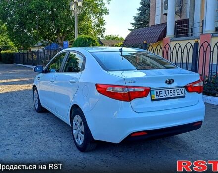 Білий Кіа Ріо, об'ємом двигуна 1.4 л та пробігом 52 тис. км за 8900 $, фото 2 на Automoto.ua