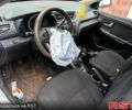 Білий Кіа Ріо, об'ємом двигуна 1.4 л та пробігом 289 тис. км за 3400 $, фото 5 на Automoto.ua