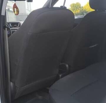 Белый Киа Рио, объемом двигателя 1.4 л и пробегом 168 тыс. км за 6800 $, фото 10 на Automoto.ua