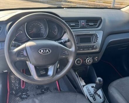 Білий Кіа Ріо, об'ємом двигуна 1.4 л та пробігом 252 тис. км за 6300 $, фото 5 на Automoto.ua