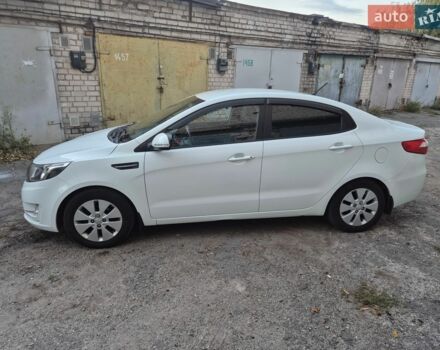 Белый Киа Рио, объемом двигателя 1.6 л и пробегом 156 тыс. км за 8700 $, фото 7 на Automoto.ua
