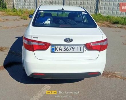 Белый Киа Рио, объемом двигателя 1.4 л и пробегом 83 тыс. км за 10200 $, фото 2 на Automoto.ua