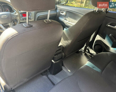 Білий Кіа Ріо, об'ємом двигуна 1.4 л та пробігом 84 тис. км за 9200 $, фото 15 на Automoto.ua