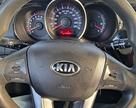 Белый Киа Рио, объемом двигателя 1.4 л и пробегом 177 тыс. км за 7900 $, фото 5 на Automoto.ua