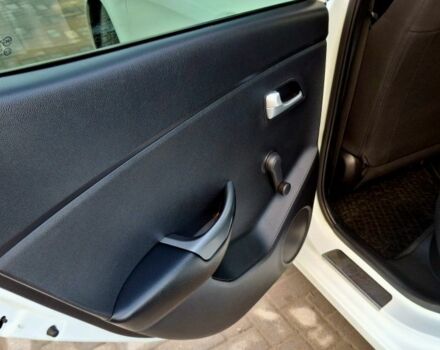 Белый Киа Рио, объемом двигателя 1.4 л и пробегом 87 тыс. км за 8750 $, фото 13 на Automoto.ua