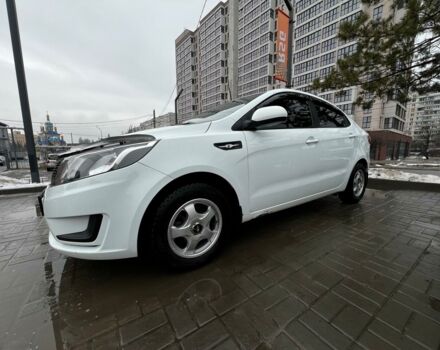 Белый Киа Рио, объемом двигателя 1.4 л и пробегом 106 тыс. км за 8500 $, фото 7 на Automoto.ua