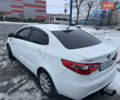 Білий Кіа Ріо, об'ємом двигуна 1.4 л та пробігом 216 тис. км за 7850 $, фото 17 на Automoto.ua