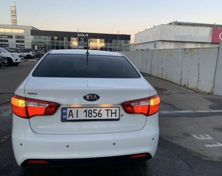 Белый Киа Рио, объемом двигателя 1.4 л и пробегом 87 тыс. км за 8555 $, фото 3 на Automoto.ua