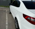 Белый Киа Рио, объемом двигателя 1.4 л и пробегом 185 тыс. км за 8500 $, фото 3 на Automoto.ua