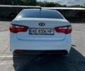 Белый Киа Рио, объемом двигателя 1.6 л и пробегом 267 тыс. км за 7000 $, фото 3 на Automoto.ua
