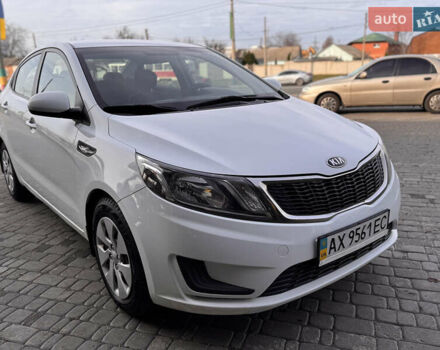 Белый Киа Рио, объемом двигателя 1.4 л и пробегом 169 тыс. км за 6500 $, фото 1 на Automoto.ua