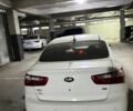 Білий Кіа Ріо, об'ємом двигуна 1.59 л та пробігом 190 тис. км за 7500 $, фото 8 на Automoto.ua
