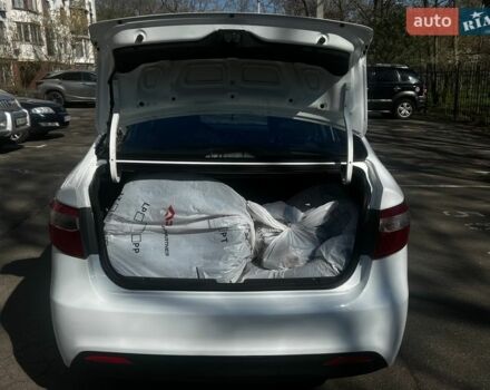 Белый Киа Рио, объемом двигателя 1.4 л и пробегом 176 тыс. км за 7900 $, фото 10 на Automoto.ua