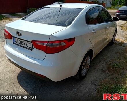 Білий Кіа Ріо, об'ємом двигуна 1.4 л та пробігом 213 тис. км за 7800 $, фото 3 на Automoto.ua