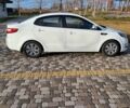 Белый Киа Рио, объемом двигателя 1.4 л и пробегом 177 тыс. км за 7900 $, фото 4 на Automoto.ua