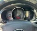 Білий Кіа Ріо, об'ємом двигуна 1.4 л та пробігом 221 тис. км за 5999 $, фото 9 на Automoto.ua