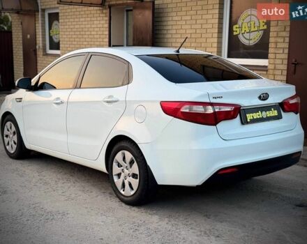 Белый Киа Рио, объемом двигателя 1.4 л и пробегом 73 тыс. км за 7950 $, фото 1 на Automoto.ua