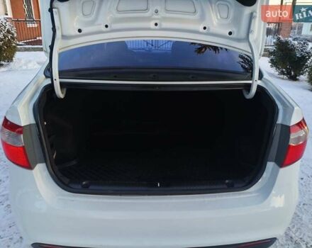 Белый Киа Рио, объемом двигателя 1.4 л и пробегом 144 тыс. км за 7700 $, фото 22 на Automoto.ua