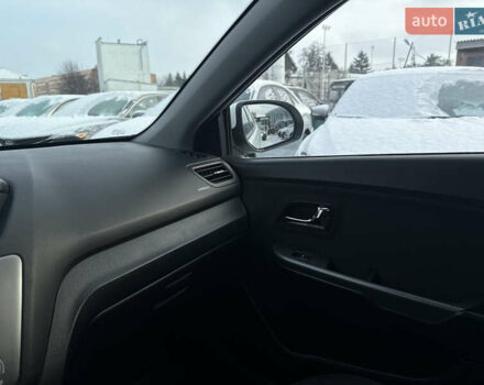 Белый Киа Рио, объемом двигателя 1.6 л и пробегом 148 тыс. км за 7800 $, фото 29 на Automoto.ua