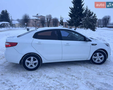 Белый Киа Рио, объемом двигателя 1.4 л и пробегом 130 тыс. км за 6900 $, фото 10 на Automoto.ua