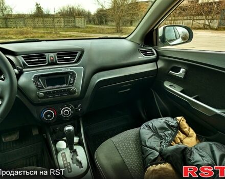 Белый Киа Рио, объемом двигателя 1.4 л и пробегом 155 тыс. км за 8300 $, фото 11 на Automoto.ua