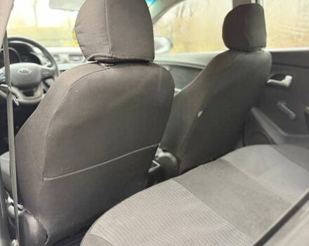 Белый Киа Рио, объемом двигателя 1.4 л и пробегом 189 тыс. км за 7350 $, фото 8 на Automoto.ua