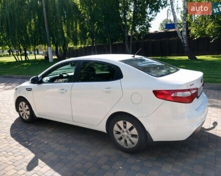 Белый Киа Рио, объемом двигателя 1.59 л и пробегом 183 тыс. км за 6100 $, фото 14 на Automoto.ua
