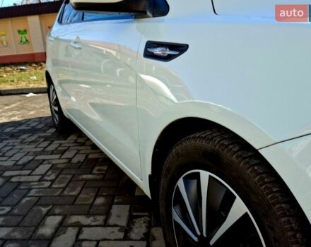 Белый Киа Рио, объемом двигателя 1.4 л и пробегом 87 тыс. км за 8750 $, фото 24 на Automoto.ua