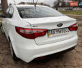 Белый Киа Рио, объемом двигателя 1.4 л и пробегом 169 тыс. км за 6500 $, фото 9 на Automoto.ua