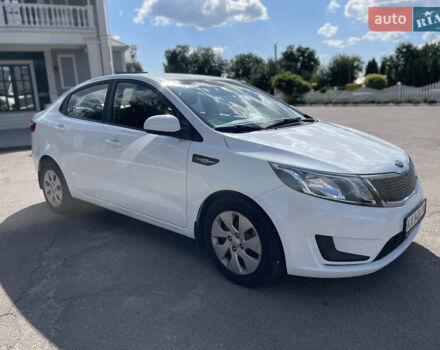 Белый Киа Рио, объемом двигателя 1.4 л и пробегом 169 тыс. км за 7500 $, фото 15 на Automoto.ua