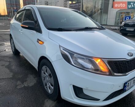 Белый Киа Рио, объемом двигателя 1.4 л и пробегом 216 тыс. км за 8555 $, фото 4 на Automoto.ua
