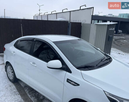 Білий Кіа Ріо, об'ємом двигуна 1.4 л та пробігом 216 тис. км за 7850 $, фото 20 на Automoto.ua