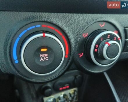 Білий Кіа Ріо, об'ємом двигуна 1.4 л та пробігом 160 тис. км за 7700 $, фото 13 на Automoto.ua