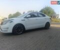 Білий Кіа Ріо, об'ємом двигуна 1.4 л та пробігом 180 тис. км за 8000 $, фото 1 на Automoto.ua