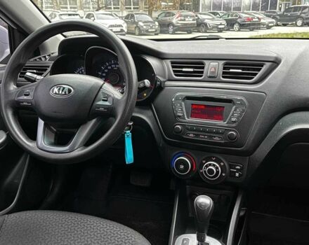 Белый Киа Рио, объемом двигателя 1.4 л и пробегом 125 тыс. км за 8000 $, фото 12 на Automoto.ua