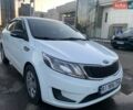 Белый Киа Рио, объемом двигателя 1.4 л и пробегом 216 тыс. км за 8555 $, фото 2 на Automoto.ua