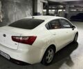 Білий Кіа Ріо, об'ємом двигуна 1.59 л та пробігом 190 тис. км за 7500 $, фото 7 на Automoto.ua